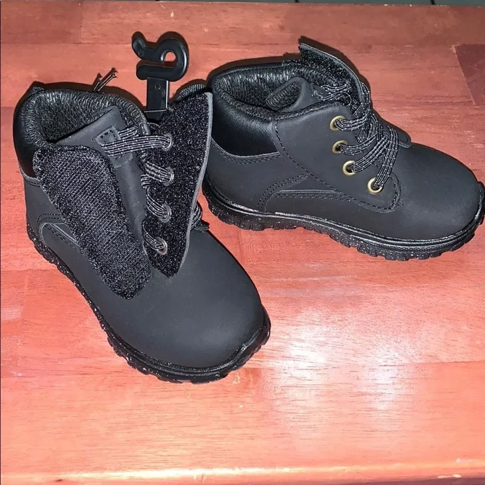 Wonder Nation Infant/toddler Boys Tucker Boots. NWT